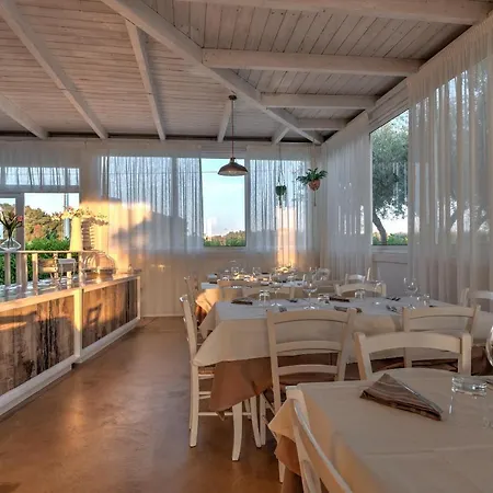 Hotel Hotel Reverse 4*