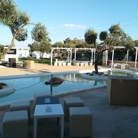 Hotel Hotel Reverse 4*