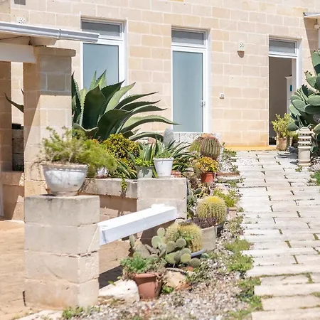 Reverse Torre Santa Sabina